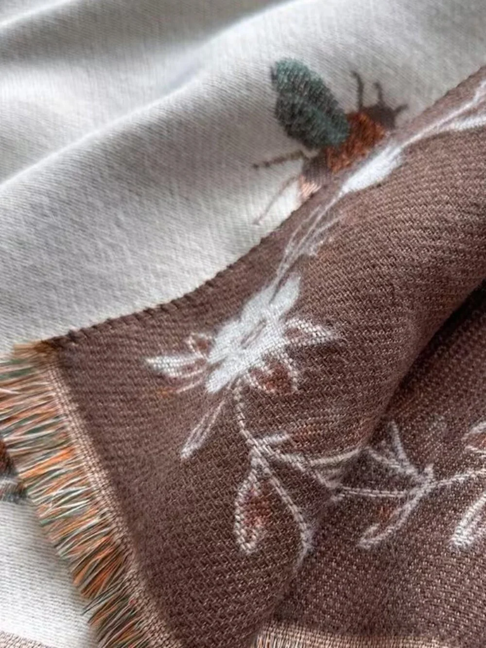 BUMBLE SHAWL/SCARF/WRAP